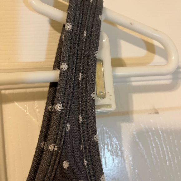 Abercrombie & Fitch Charcoal Polka Dot Top - Picture 6 of 11